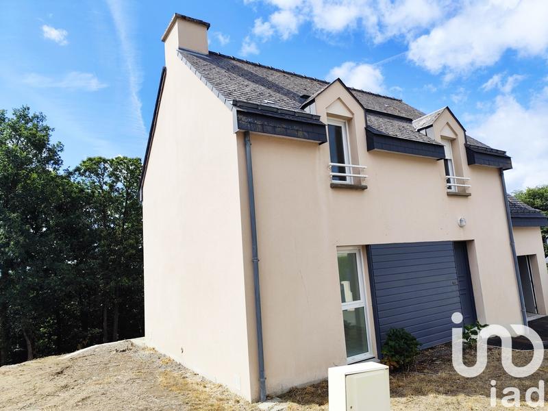 Maison - 96 m² - 5 pièces