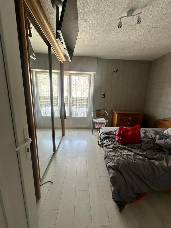 Appartement - 193 m² - 7 pièces