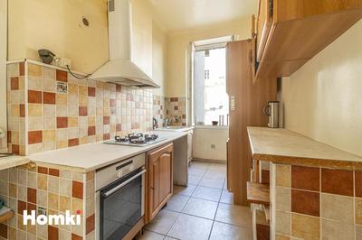 Appartement - 80 m² - 3 pièces