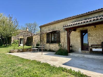 Appartement - 163 m² - 5 pièces