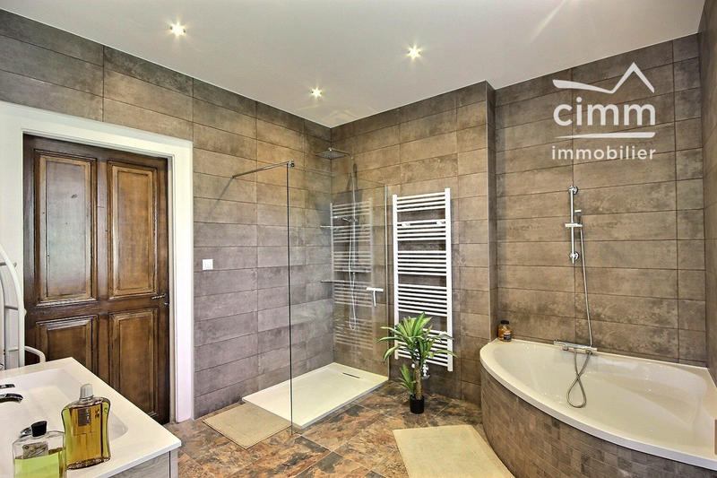 Maison ancienne - 146 m² - 5 pièces