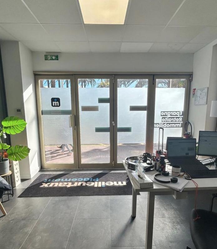 Local commercial - 123 m²