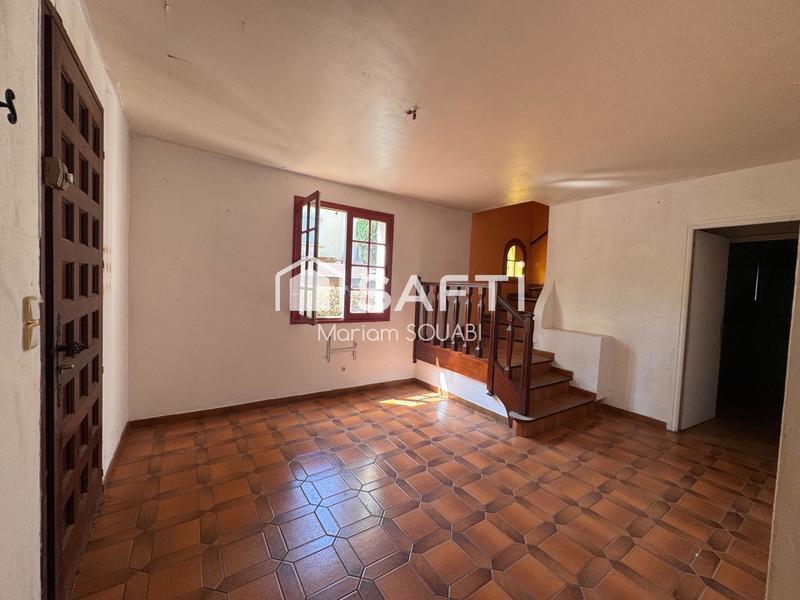 Maison - 136 m² - 8 pièces