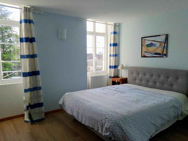 Propriété - 313 m² - 13 pièces