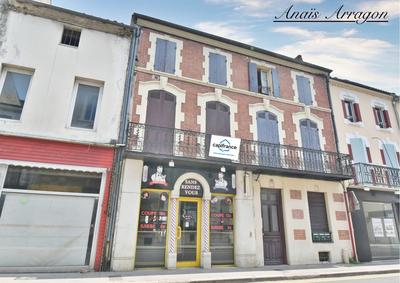 Immeuble - 75 m² - 3 pièces