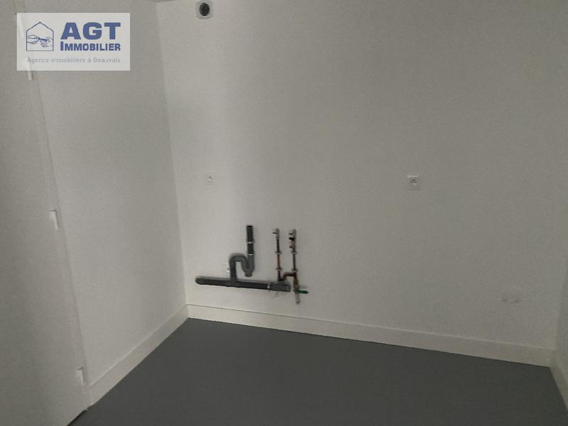 Local commercial - 75 m² - 2 pièces