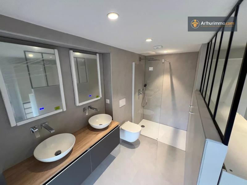 Appartement - 108 m² - 3 pièces