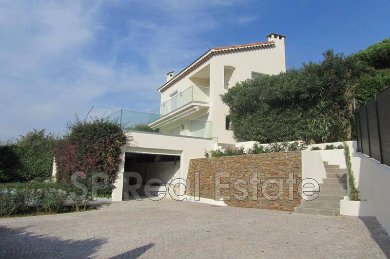 Maison - 185 m² - 4 pièces