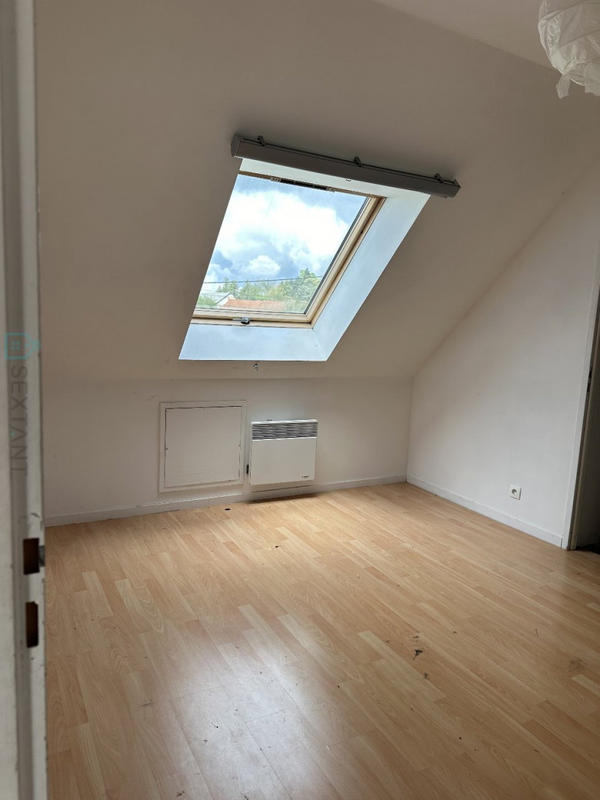 Maison - 98 m² - 5 pièces