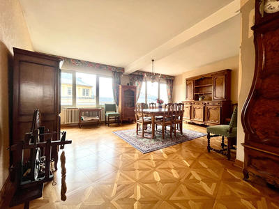 Appartement - 139 m² - 5 pièces