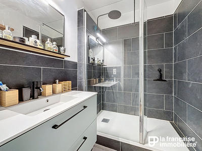 Appartement - 81 m² - 4 pièces