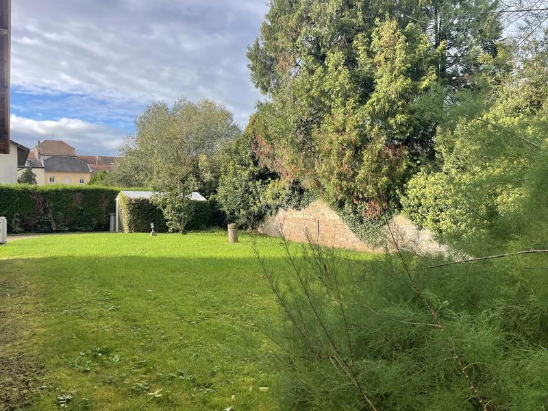 Maison - 265 m² - 9 pièces