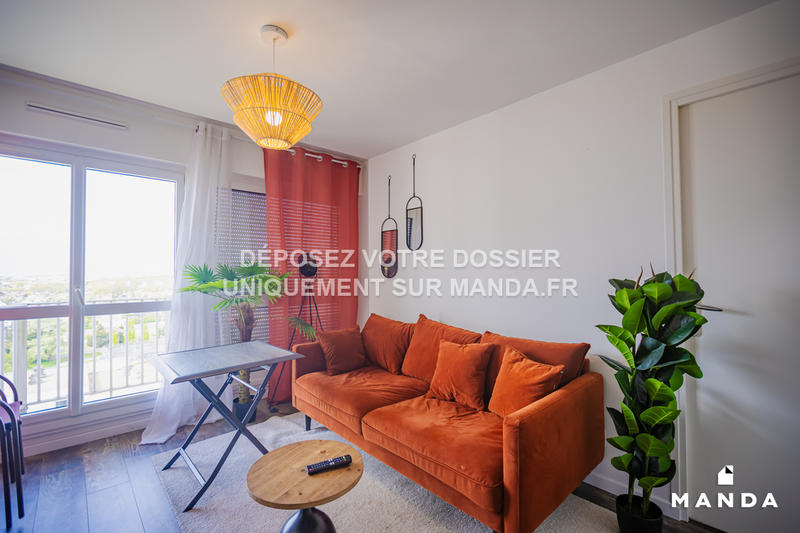 Chambre - 11 m² - 5 pièces