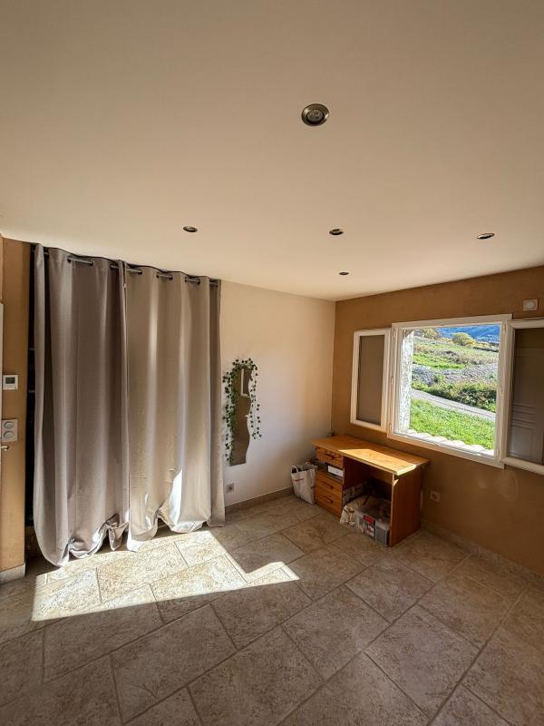 Villa - 141 m² - 7 pièces