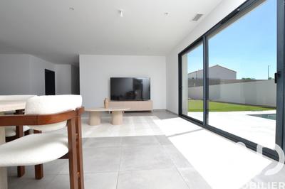 Maison - 111 m² - 4 pièces