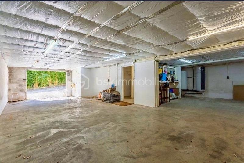 Maison - 141 m² - 6 pièces