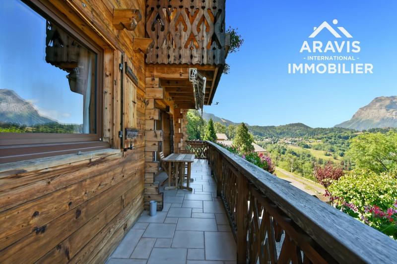 Châlet - 200 m² - 6 pièces