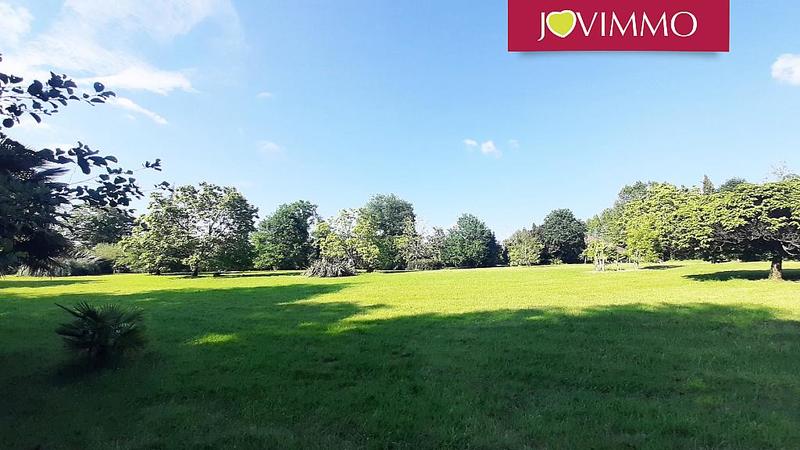 Maison - 317 m² - 8 pièces