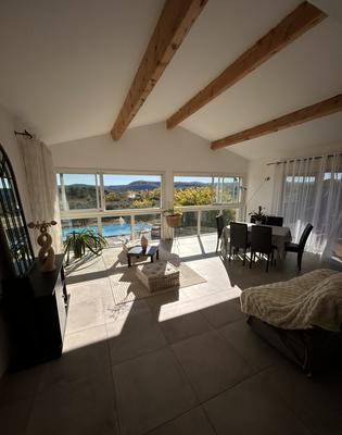 Maison - 162 m² - 8 pièces