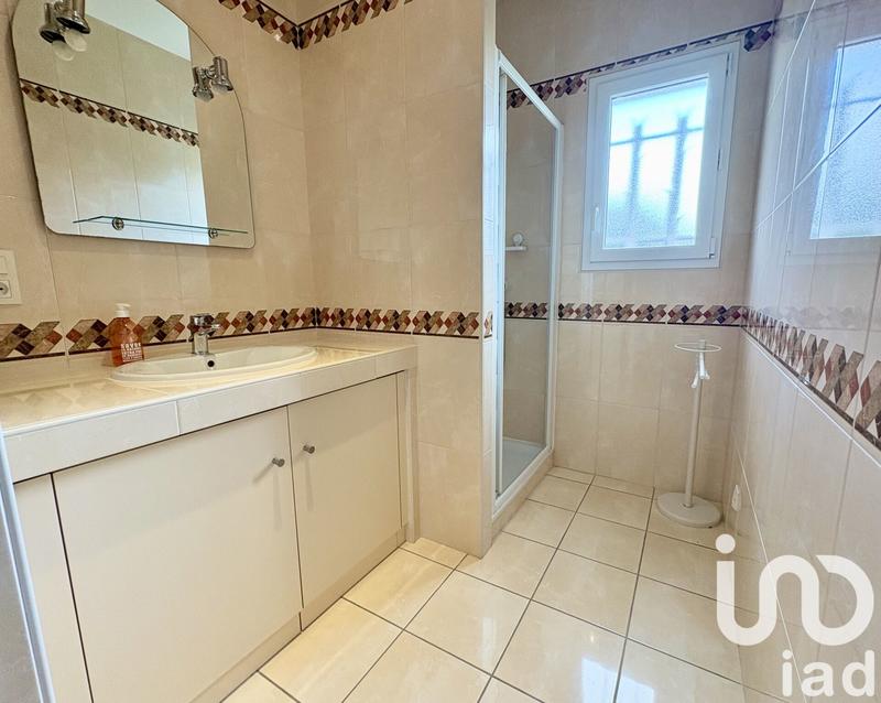 Maison - 224 m² - 8 pièces