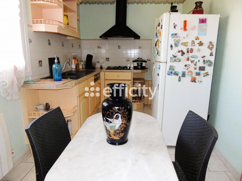 Maison - 80 m² - 5 pièces