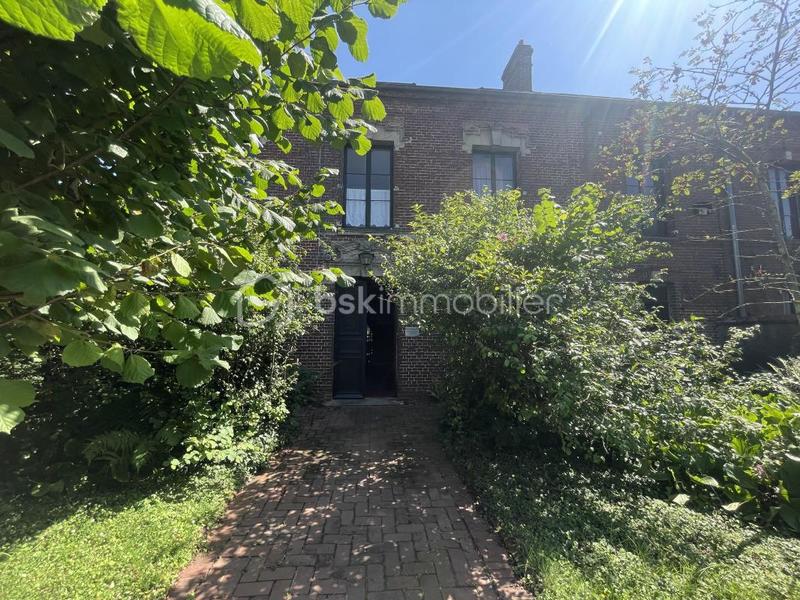 Demeure - 313 m² - 10 pièces