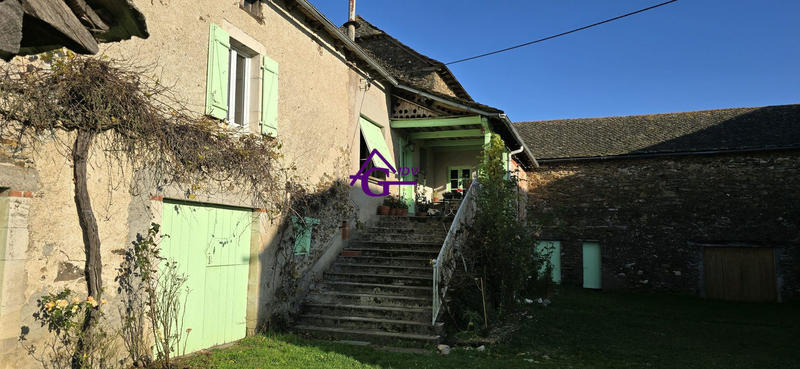 Maison traditionnelle - 160 m² - 7 pièces