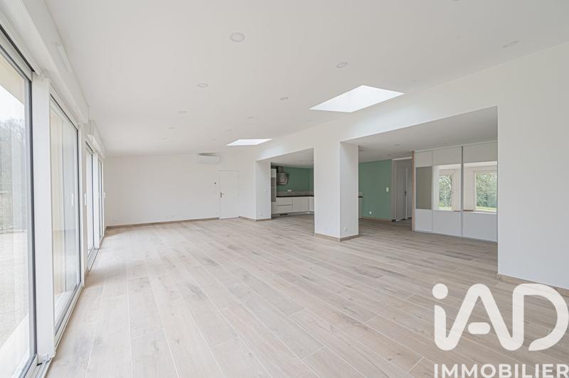 Maison - 184 m² - 7 pièces