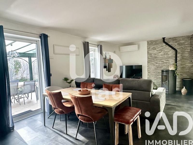 Maison - 204 m² - 8 pièces
