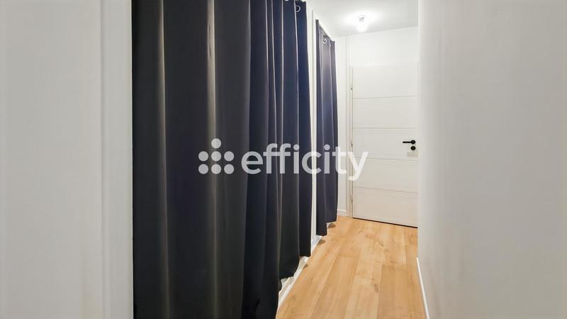 Appartement - 103 m² - 7 pièces