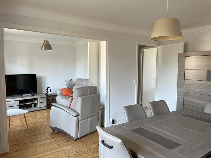 Appartement - 74 m² - 5 pièces