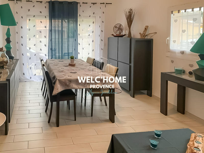 Maison traditionnelle - 96 m² - 5 pièces