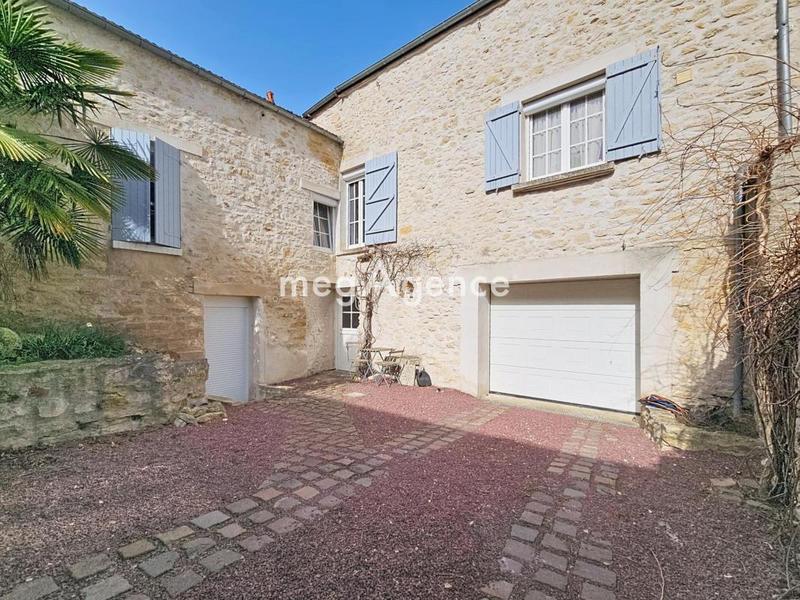 Maison - 146 m² - 6 pièces