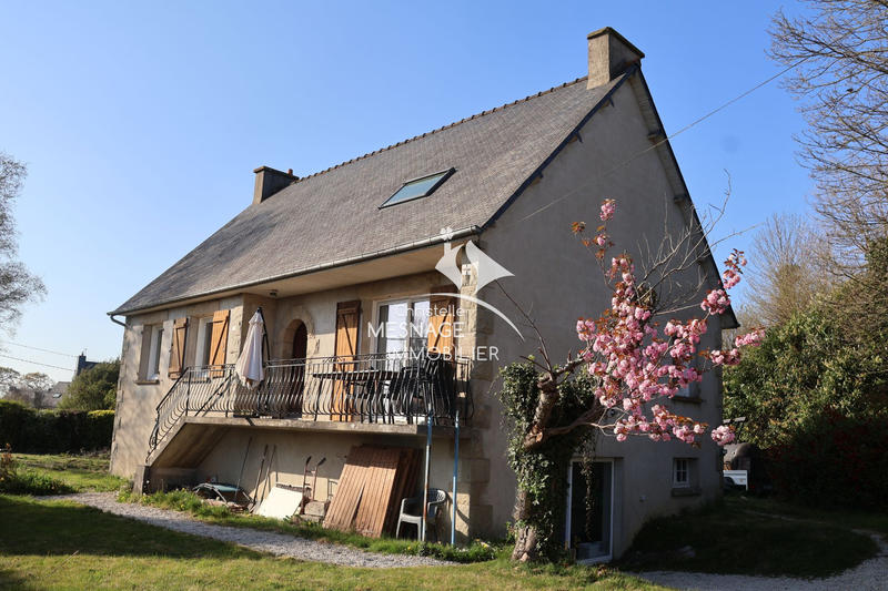 Maison - 140 m² - 6 pièces