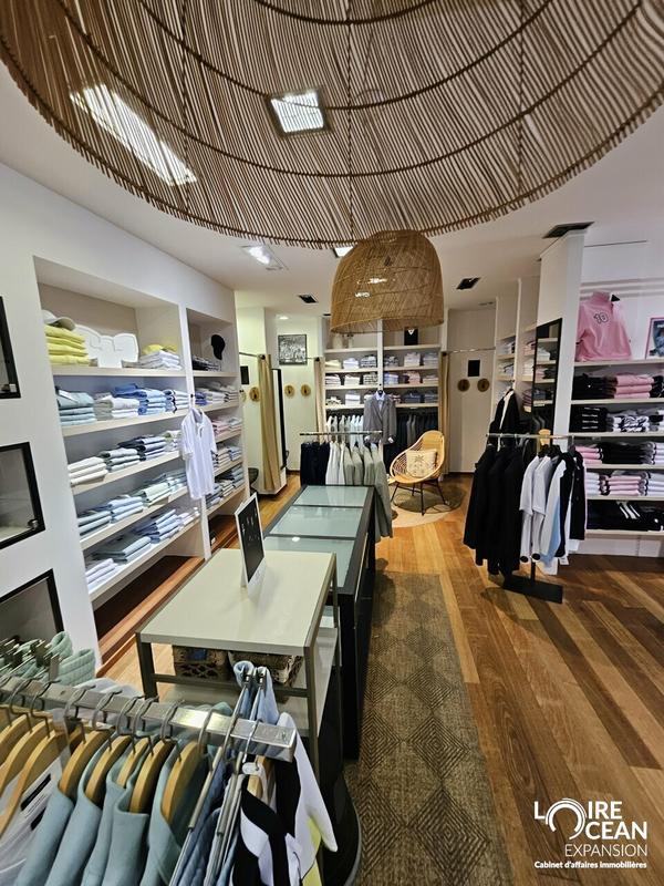 Local commercial - 120 m²