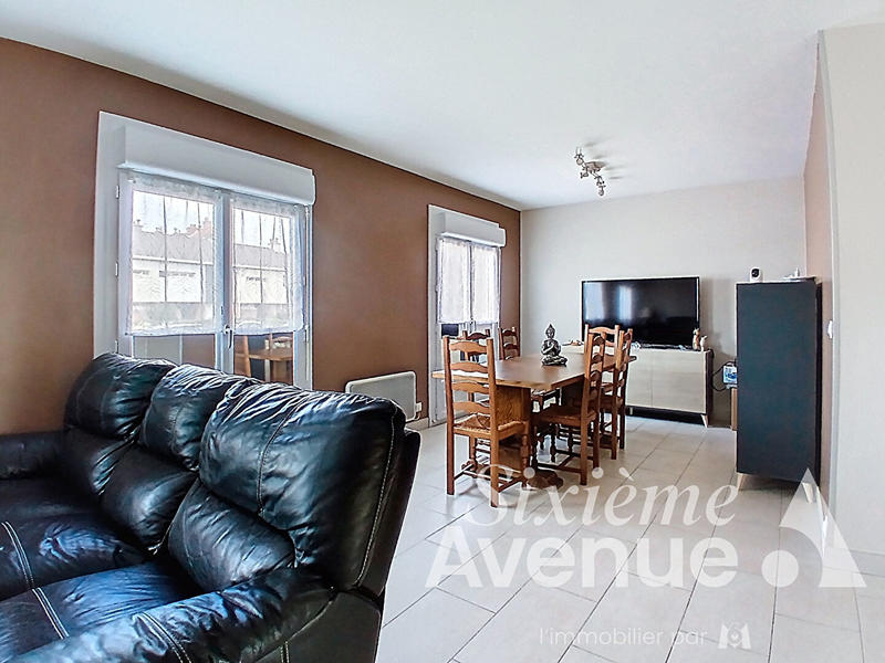 Maison - 112 m² - 6 pièces