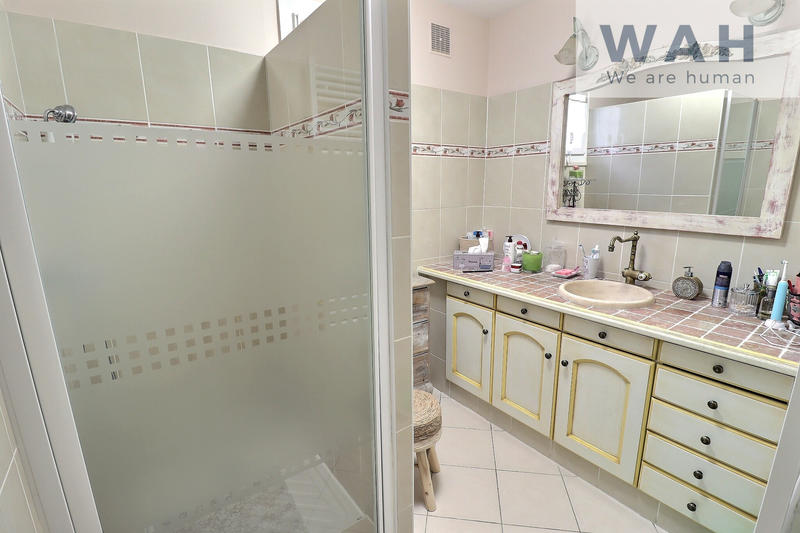 Maison - 111 m² - 4 pièces