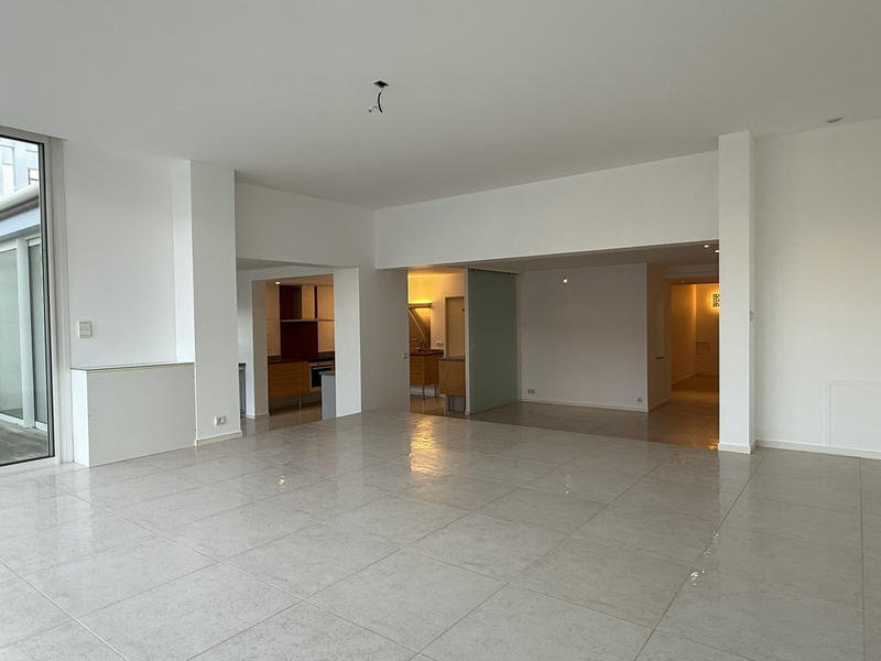 Maison - 178 m² - 5 pièces