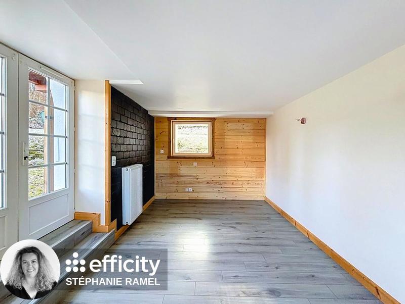 Maison - 110 m² - 6 pièces