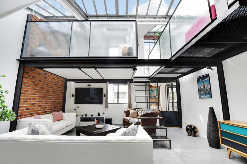 Loft - 106 m² - 4 pièces