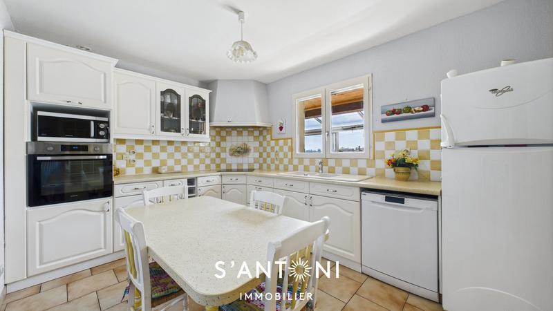 Maison - 153 m² - 5 pièces