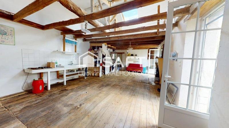 Maison - 221 m² - 6 pièces