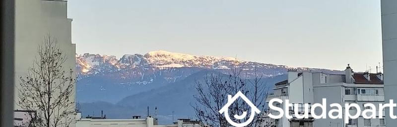 Chambre - 12 m² - 1 pièce