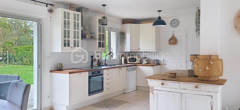 Maison - 110 m² - 6 pièces