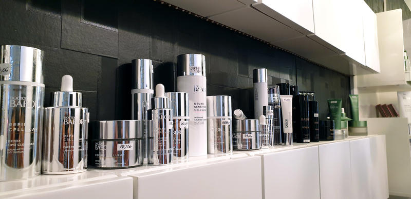 Ana &amp; Delphi Beaute