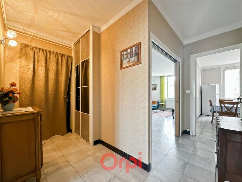 Appartement - 70 m² - 3 pièces