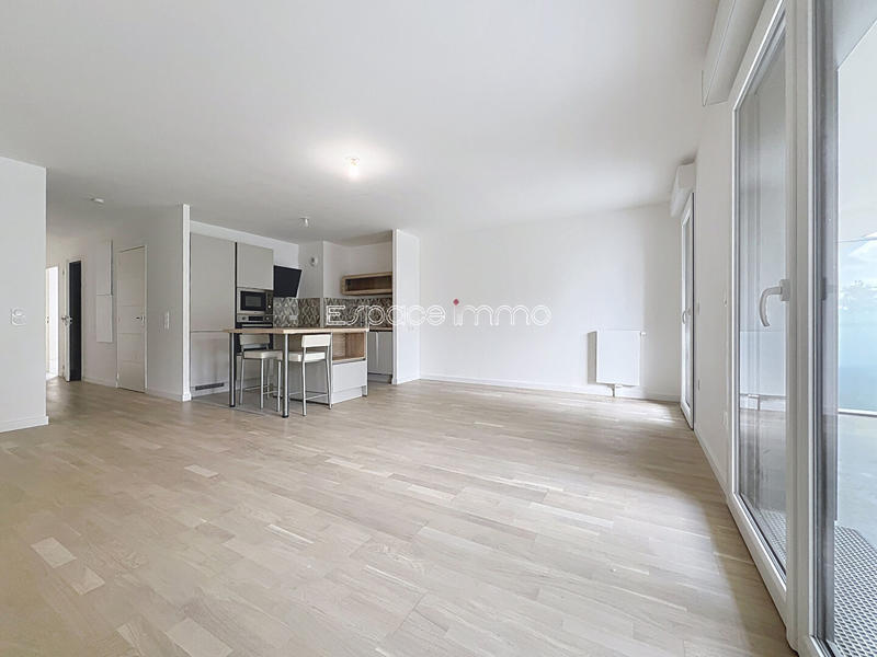 Appartement - 81 m² - 4 pièces