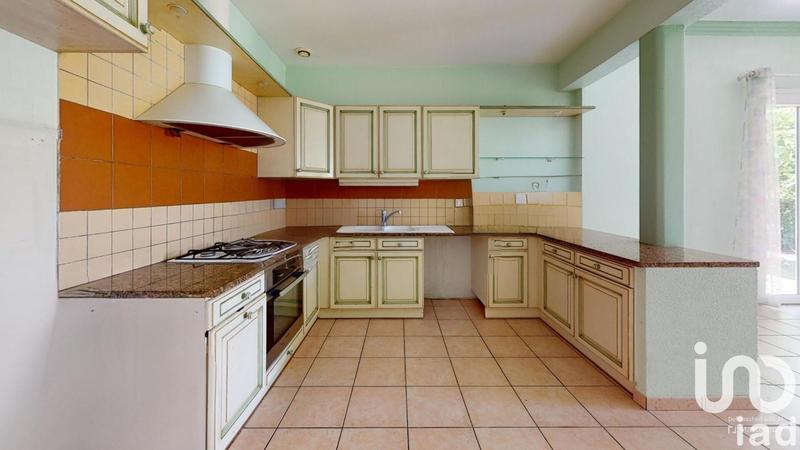 Maison - 185 m² - 6 pièces