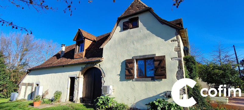 Maison ancienne - 153 m² - 6 pièces