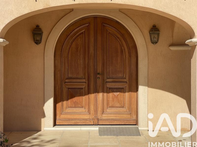 Maison - 433 m² - 16 pièces